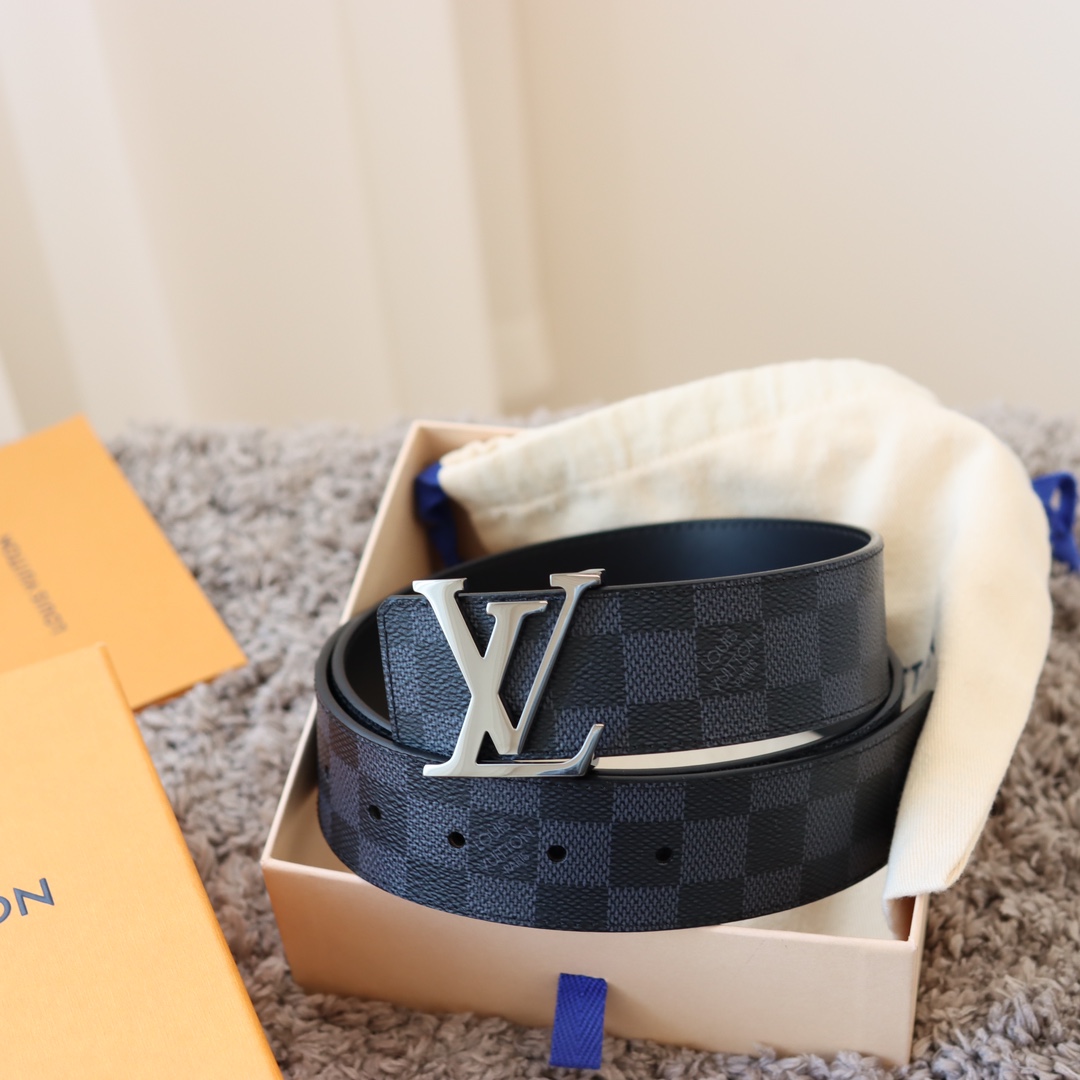 Louis Vuitton Men's Initiales Reversible Belt In Black/Grey/Brown Monogram And Damier Canvas With Silver/Black Hardware 40mm - 图片 5