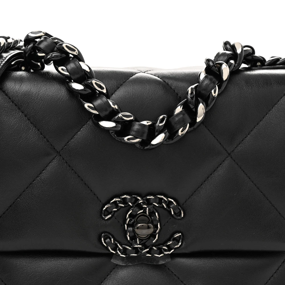Chanel 19 Medium Flap Bag – Quilted Lambskin Silver Hardware - 图片 8
