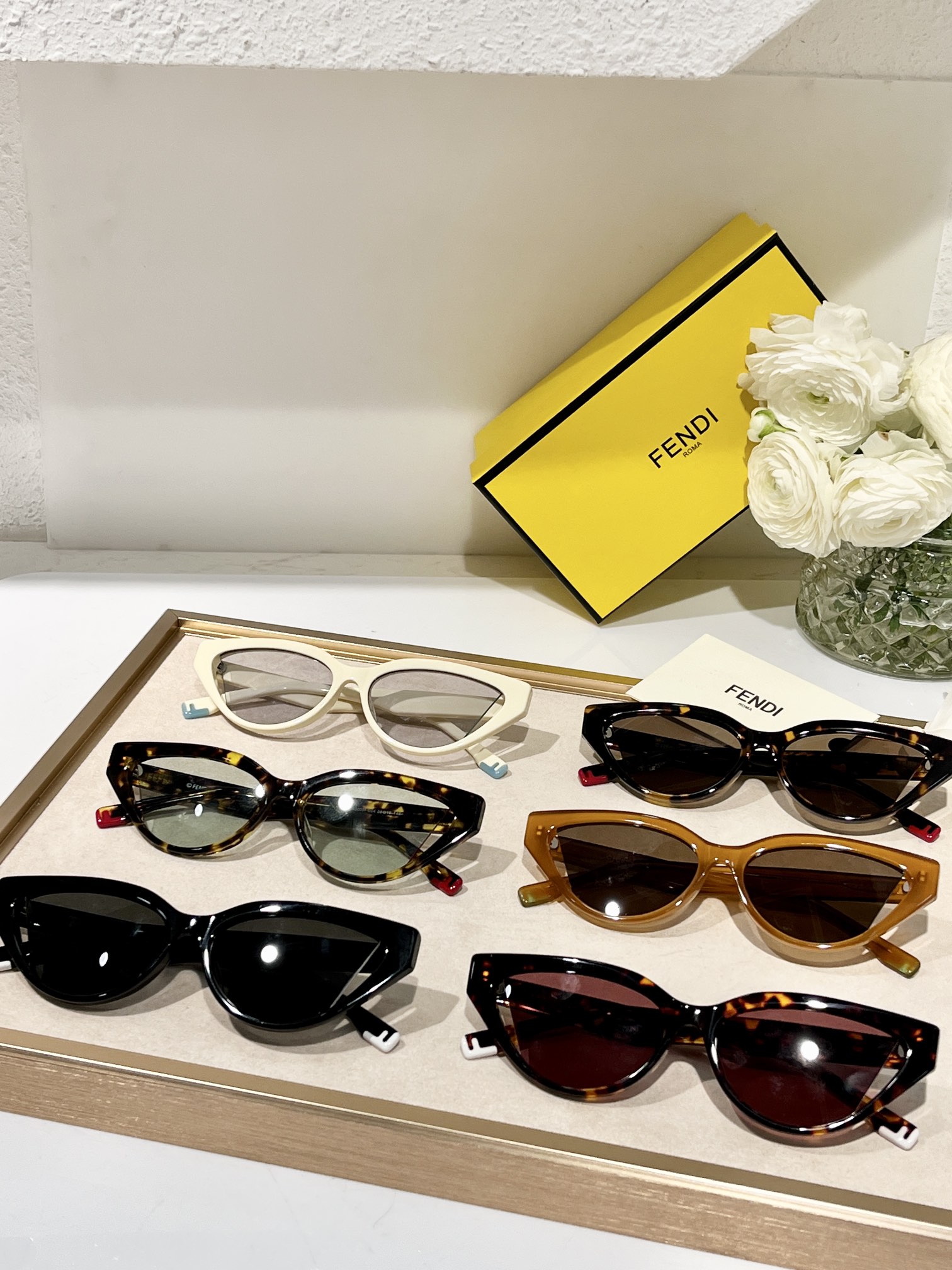 Fendi Cat Eye glasses red leopard/yellow leopard/brown leopard/ivory/black/tawny color Size 56-16-145 - 图片 8
