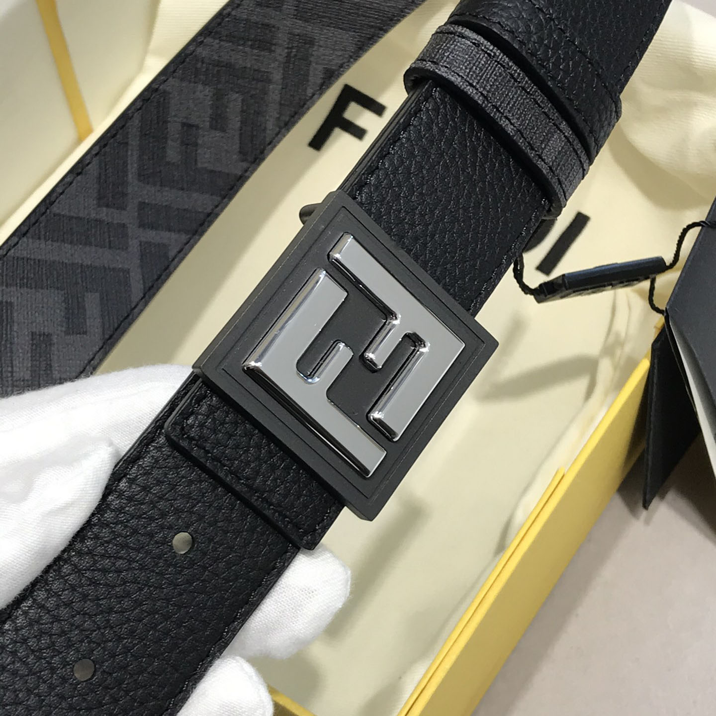 Fendi Men's Square Buckle Belt In Black/Brown Grained Calfskin And Monogram Canvas With Gold/Silver Hardware 35mm - 图片 6