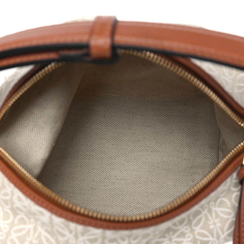 Loewe Cubi Bag Small Ecru Tan Jacquard Anagram Calfskin Leather - 图片 7