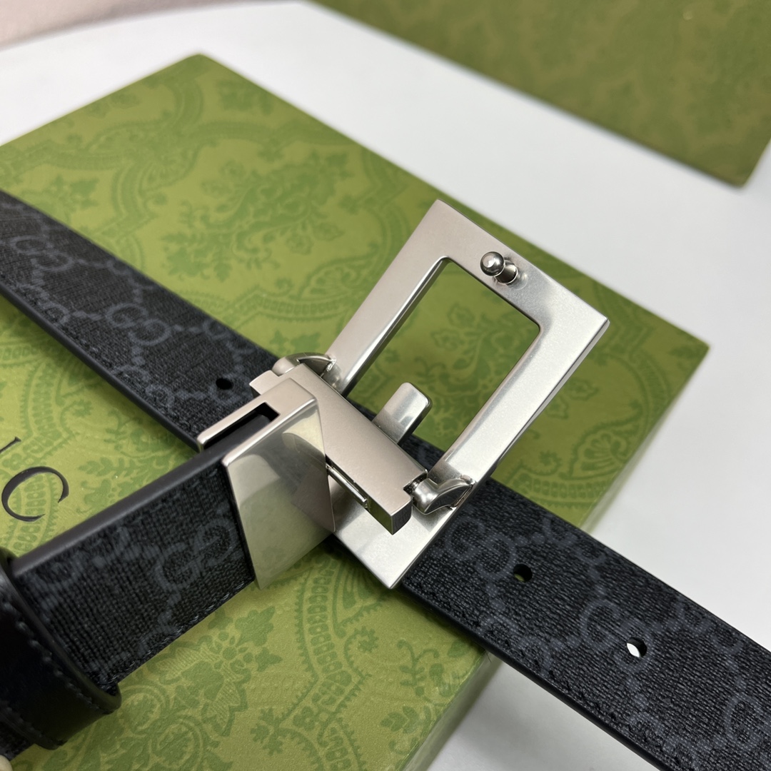Gucci Men's Square G Buckle Reversible Belt In Black/Brown/Beige Monogram Calfskin And Canvas With Gold/Silver Hardware 25mm - 图片 8