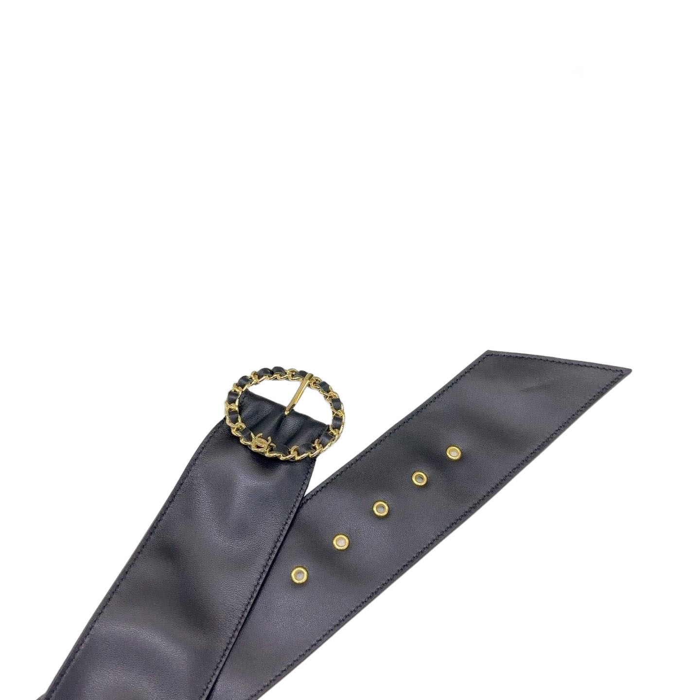 Chanel Women's Round Buckle Belt In Black Lambkin With Gold Hardware 50mm - 图片 2