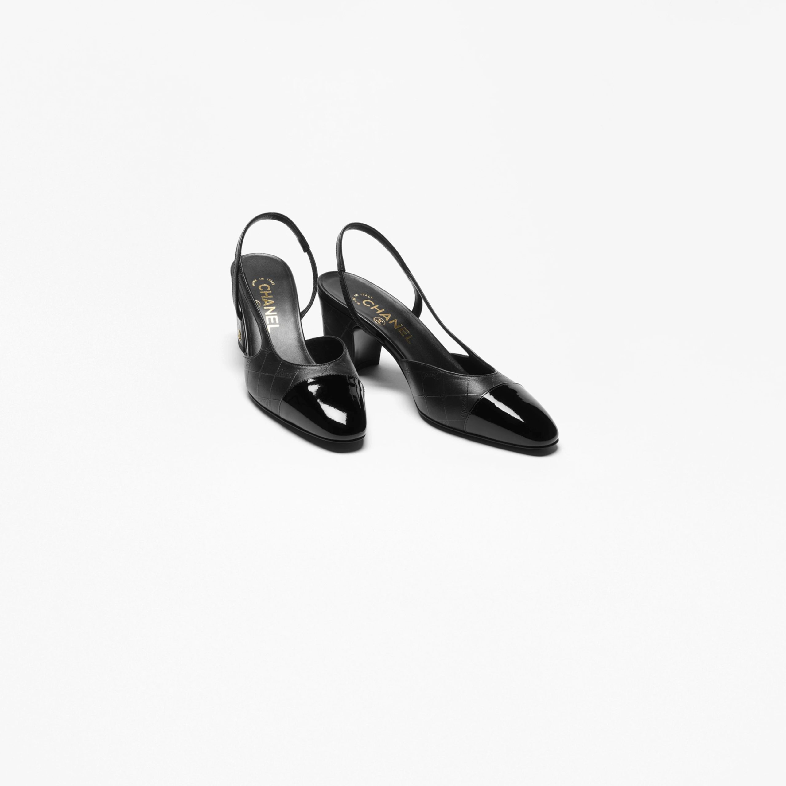 Chanel lambskin, calf patent leather, black Rear lace up high heels High Heels Sandal - 图片 3