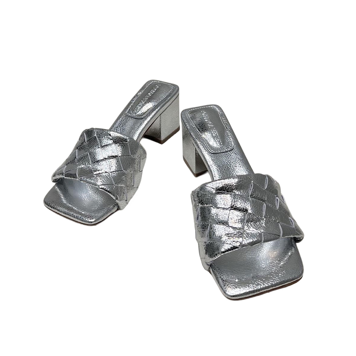 Bottega Veneta Parco Mule In Silver Intrecciato Leather Kitten-Heel Mule Sandal (Heel Height 4.5cm) - 图片 3