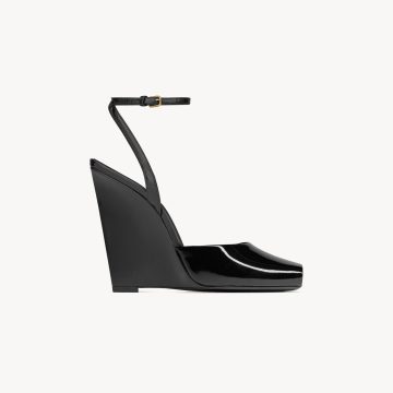 Yves Saint Laurent Patent leather wedges