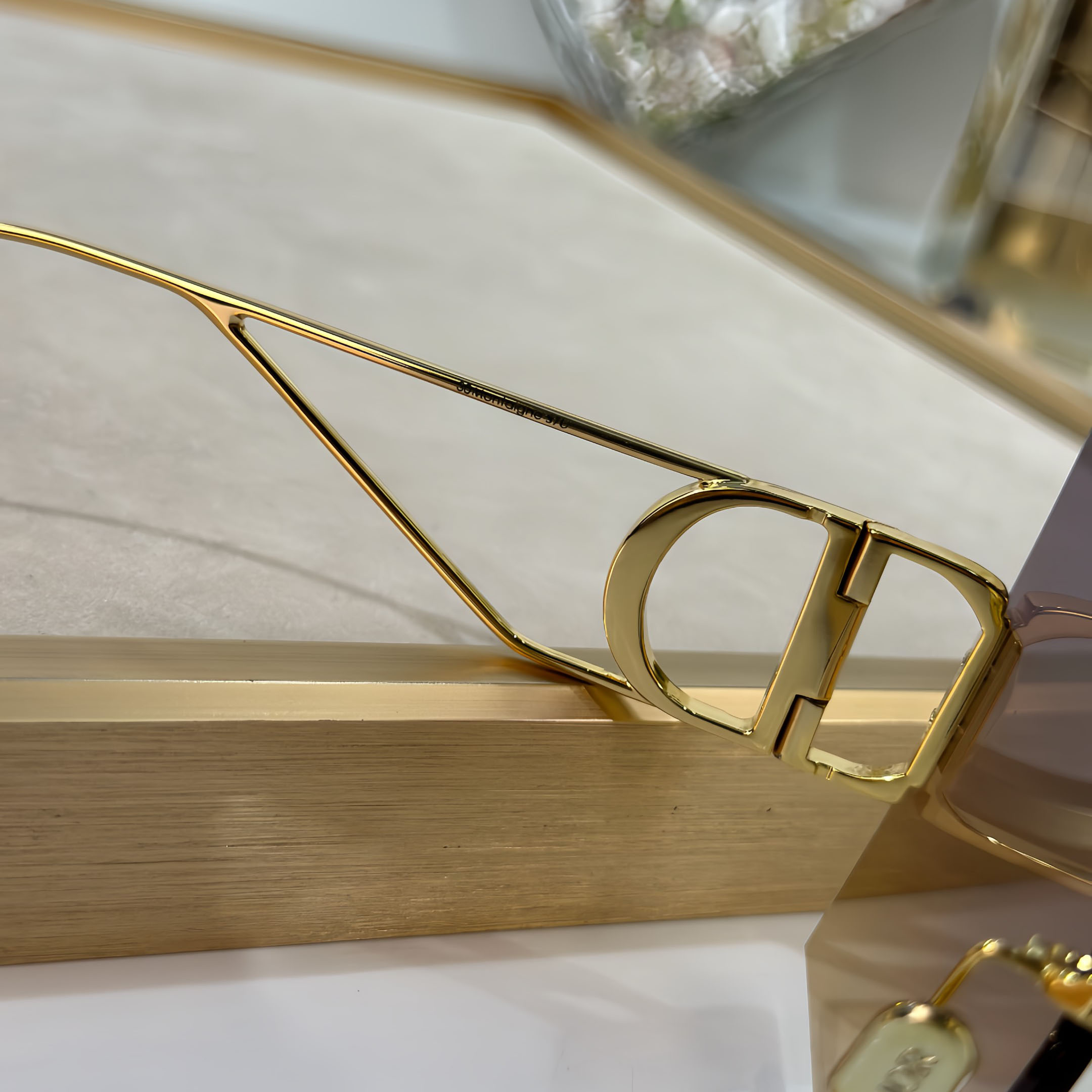DIOR 30 MONTAIGNE square frame glasses gradient color of purple to gold/gold/grey/black gold/blue color Size 64口14-135 - 图片 5