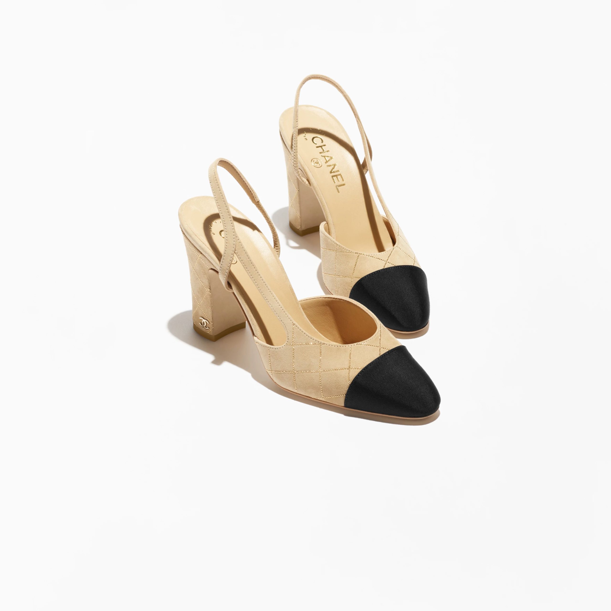 Chanel, Beige, gold and black,Suede, sheep leather and grosgrain, Rear lace up high heels High Heels Sandal - 图片 3