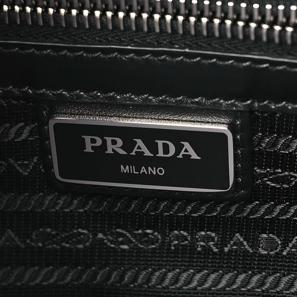 Prada Medium Travel Brique Crossbody Bag Black Saffiano Leather Silver Hardware - 图片 2
