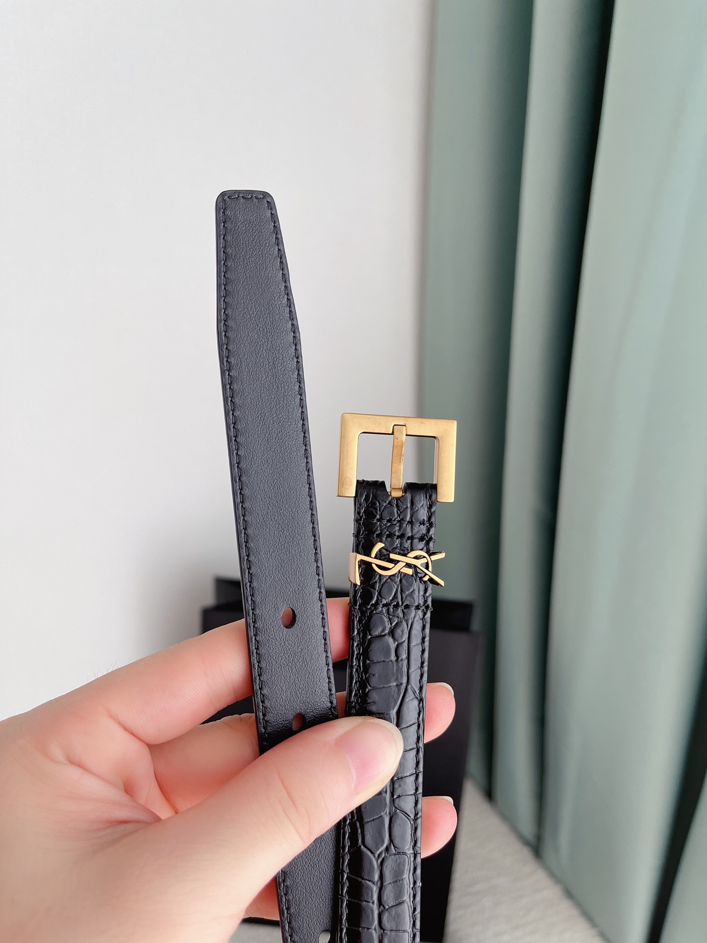 Saint Laurent Cassandre Belt In Black Crocodile-Embossed Calfskin With Gold/Silver/Black Hardware 20mm - 图片 5