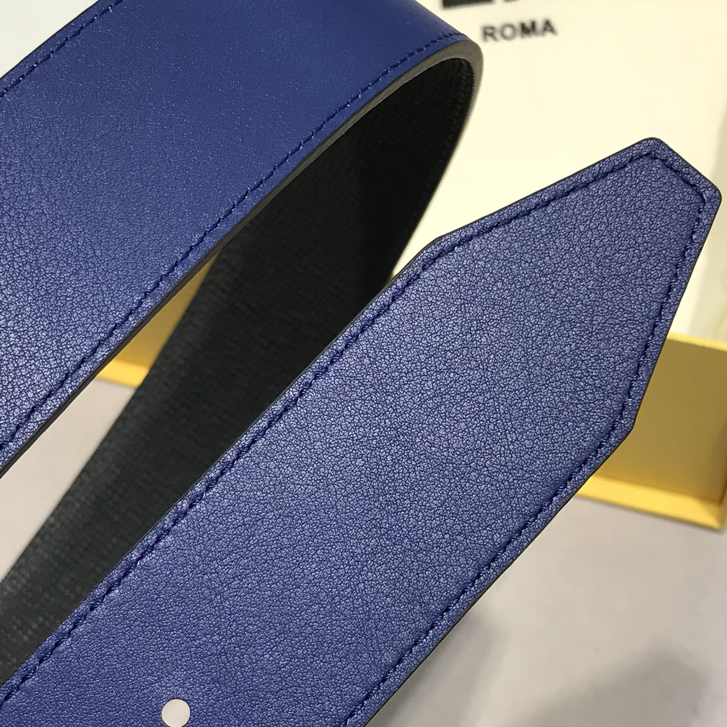 Fendi Men's FF Multicolor Buckle Belt In Blue/Yellow/Red/Black Epsom Calfskin With Silver/Black Hardware 38mm - 图片 4