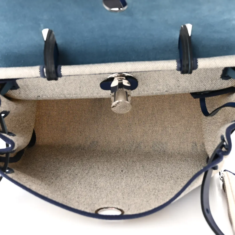 Hermès Brides de Gala Herbag Zip Retourne 31 PM Bleu de France / Ecru / Black Vache Hunter Leather & Toile H Palladium Silver Hardware - 图片 8