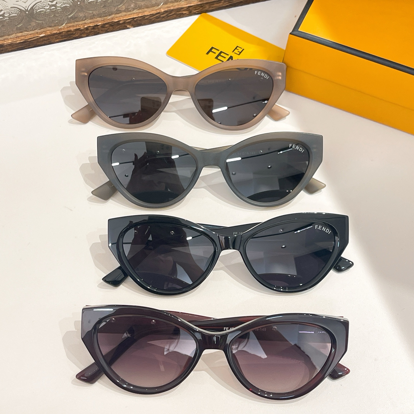 Fendi Cat Eye glasses nude/grey/burgundy/black color Size 54口18-148 - 图片 8