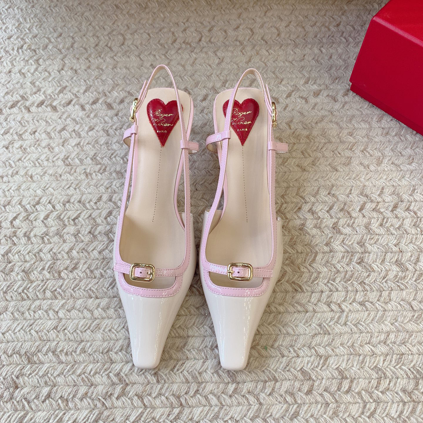 Roger Vivier Viv' Canard Slingback Pumps High Heels In Purple/White/Pink/Yellow/Blue Patent Leather With Metal Buckle (Heel Height 5.5cm) - 图片 9