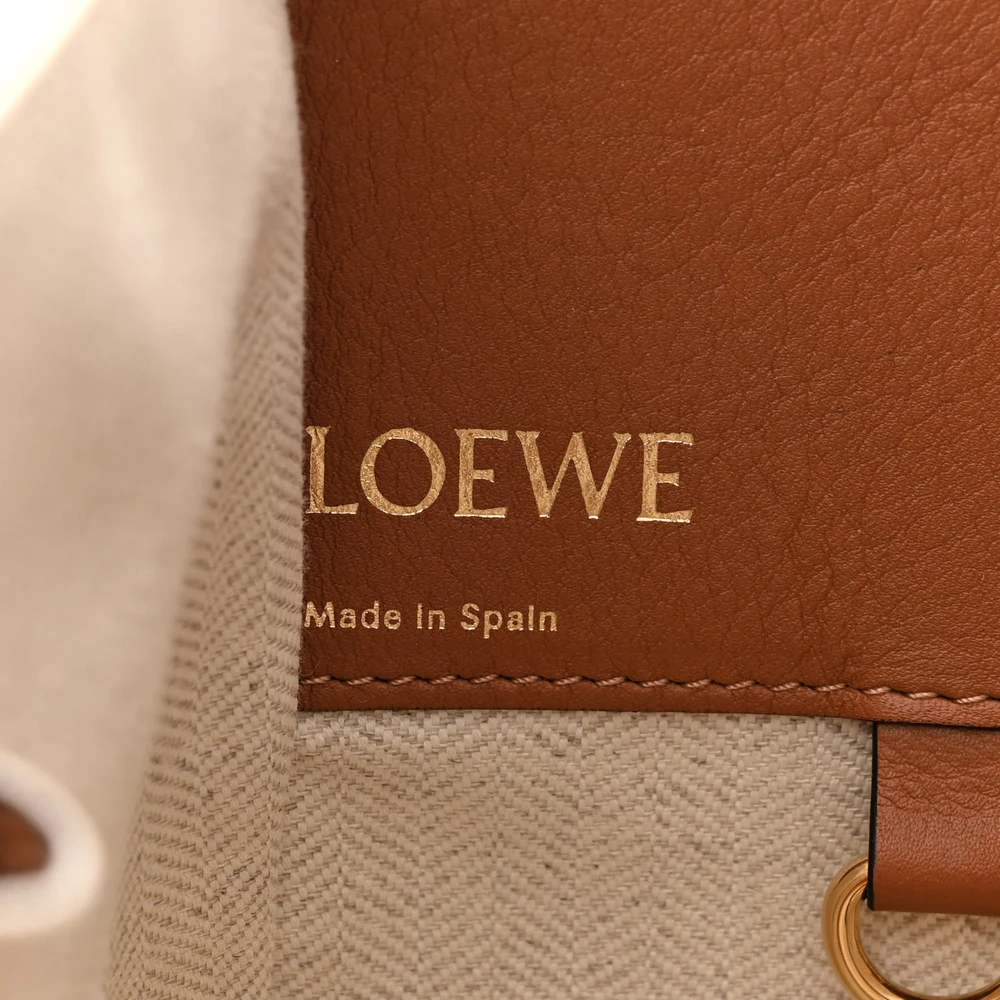 Loewe Anagram Hammock Shoulder Bag Small Ecru/Tan Calfskin Leather & Canvas Gold Hardware - 图片 2