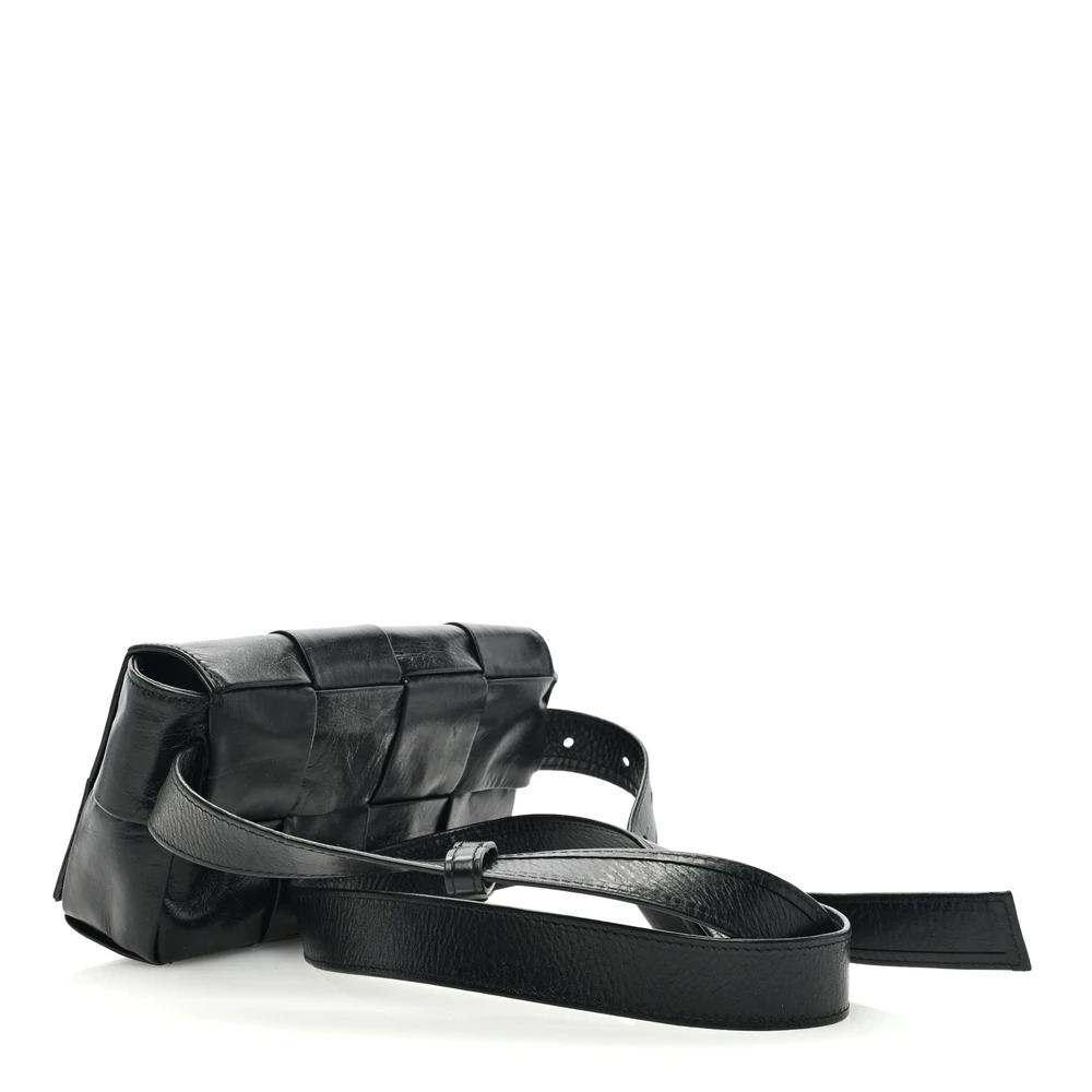 Bottega Veneta Small Intreccio Cassette Belt Bag Black Paper Calfskin Leather - 图片 3