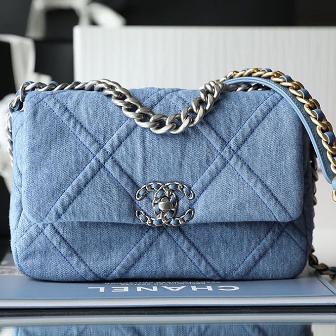 Chanel 19 Bag Light Blue Denim / Dark Blue Denim / Wine Red / Deep Red / Pink / Green / Apricot color 26cm Crossbody Bags - 图片 2