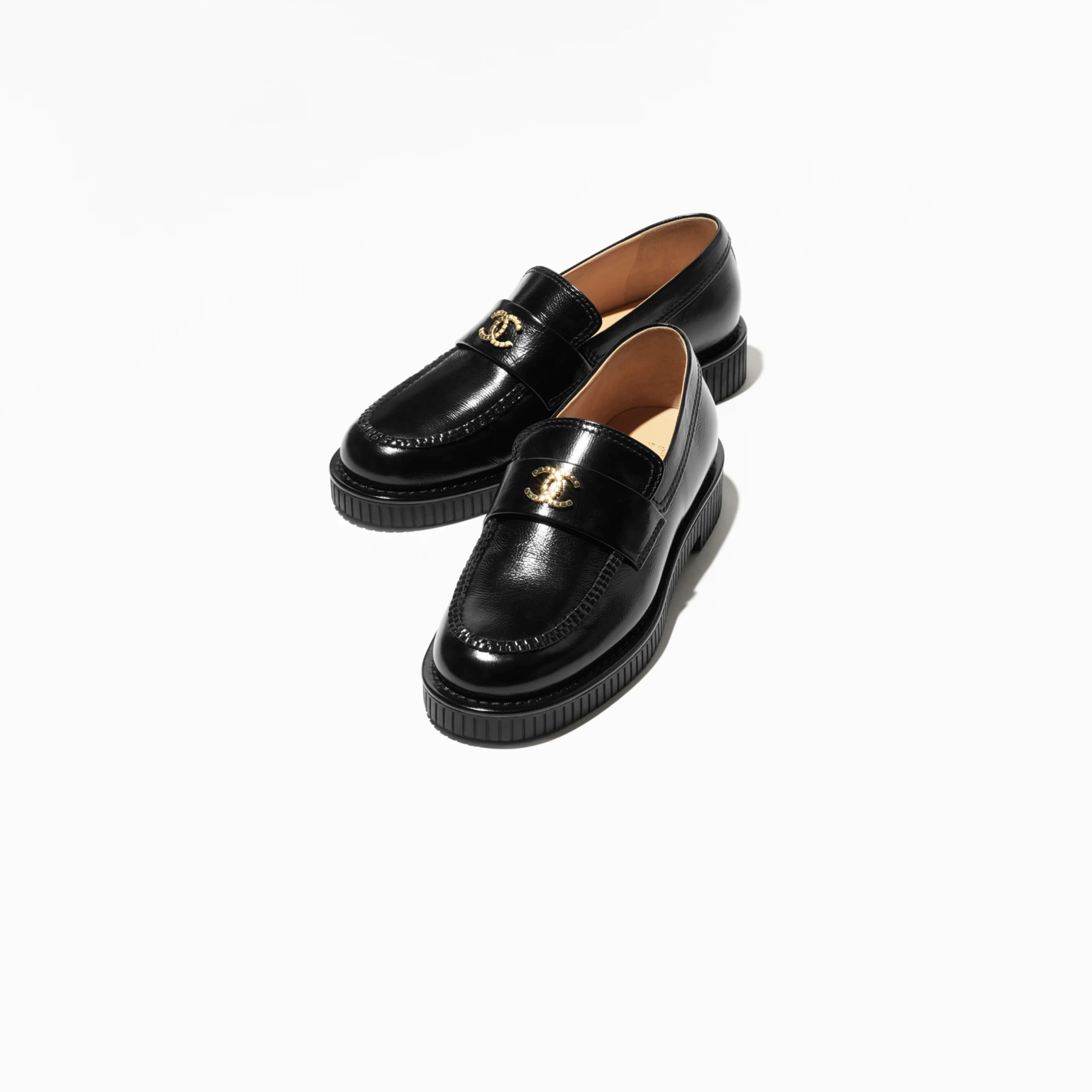 Chanel Black glossy wrinkled calf skin Loafers - 图片 2