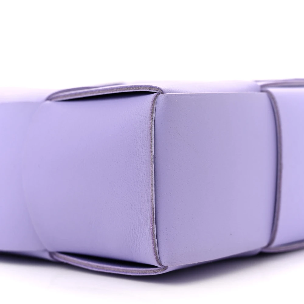 Bottega Veneta Maxi Intrecciato Mini North-South Cassette Tote Wisteria Lambskin Leather - 图片 5
