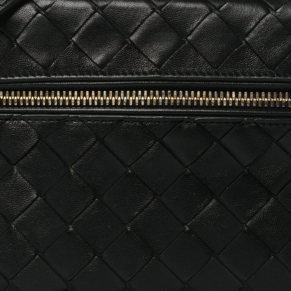 Bottega Veneta Medium Intrecciato Bang Bang Vanity Case Black Calfskin Leather Gold Hardware - 图片 8