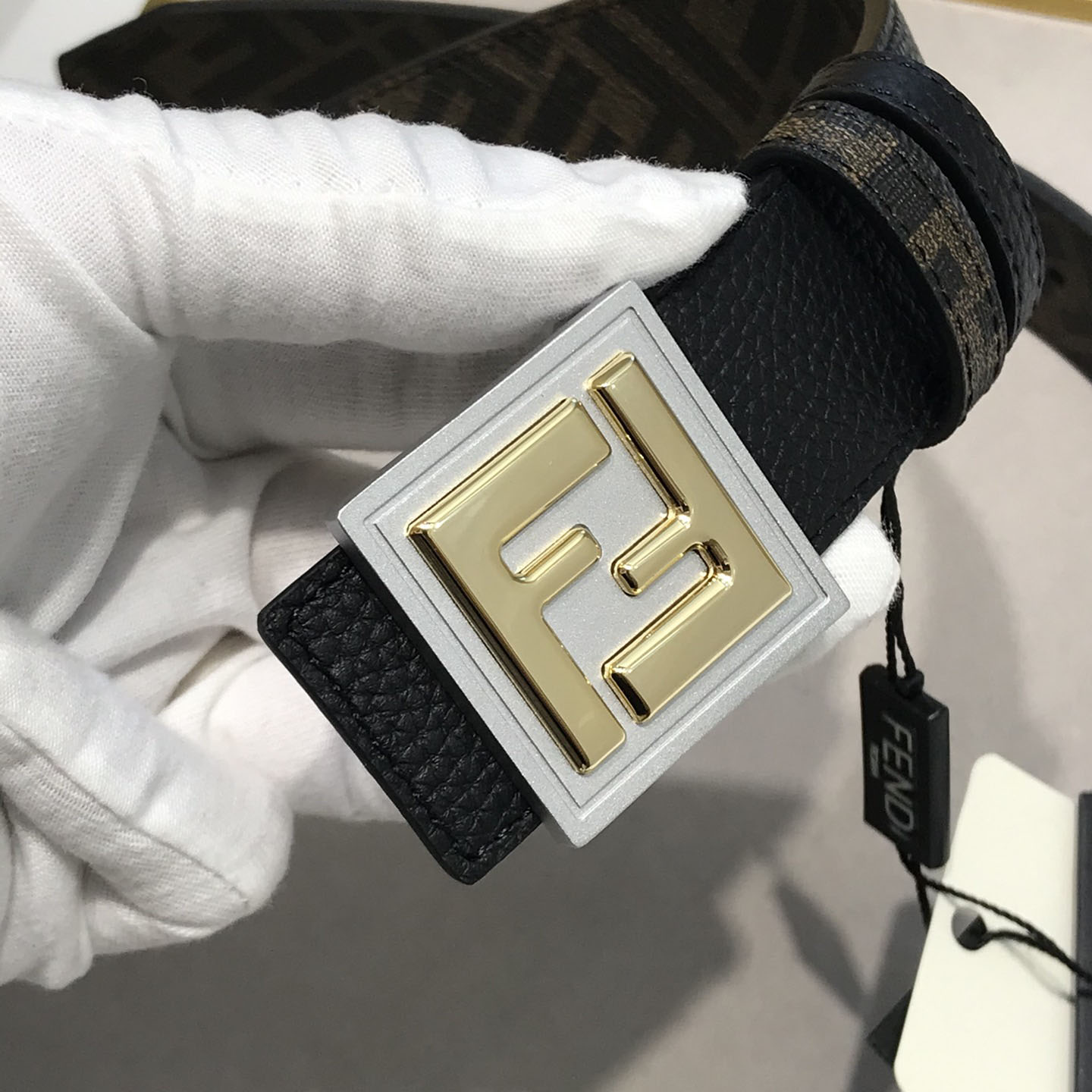 Fendi Men's Square Buckle Belt In Black/Brown Grained Calfskin And Monogram Canvas With Gold/Silver Hardware 35mm - 图片 3