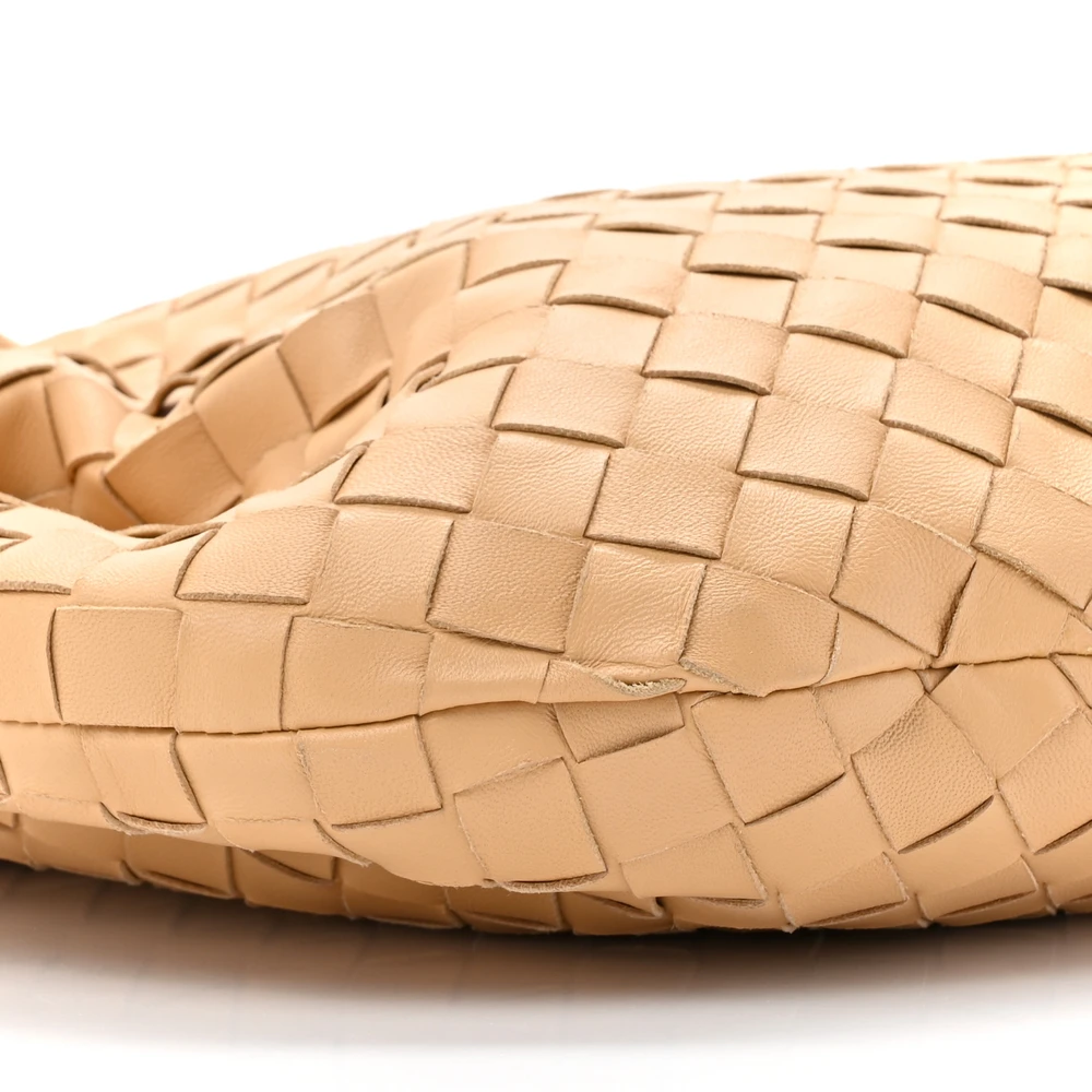 Bottega Veneta Maxi Intrecciato Teen Jodie Hobo Almond Nappa Leather - 图片 4