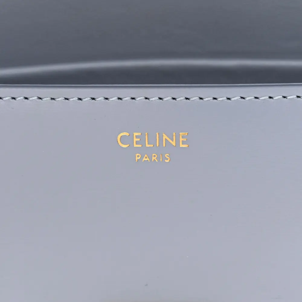 Celine Medium Triomphe Shoulder Bag Arctic Blue Shiny Calfskin Leather - 图片 2