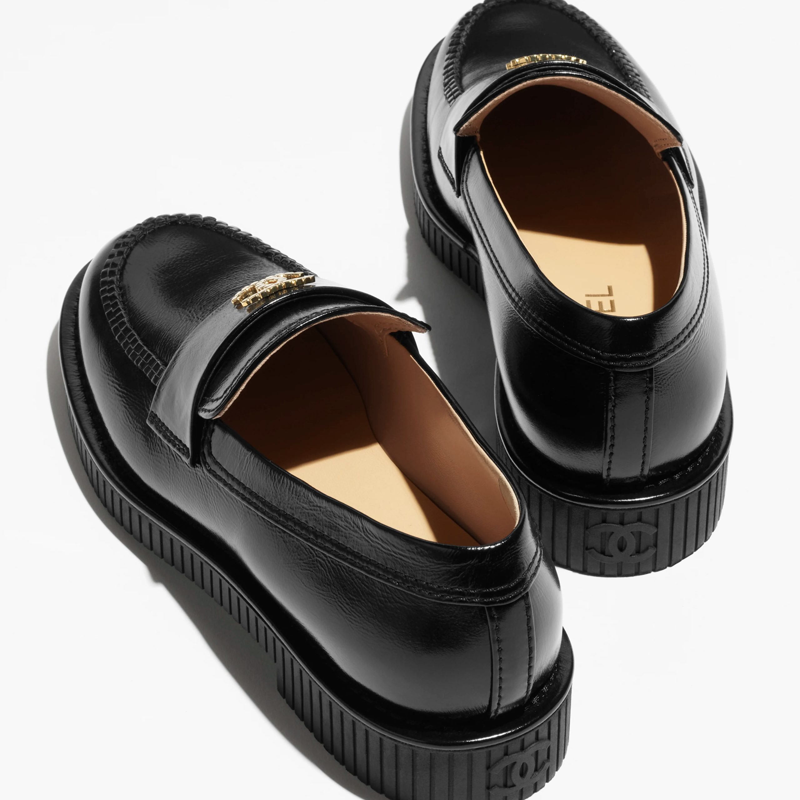 Chanel Black glossy wrinkled calf skin Loafers - 图片 3