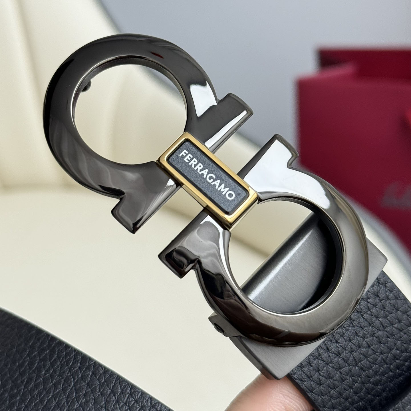 Ferragamo Men's Double Gancini Buckle Belt In Black Grained Calfskin With Gold/Silver/Black Hardware 35mm - 图片 10