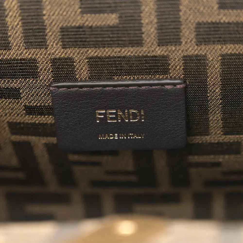 Fendi Small Fendi First Dove Grey Shiny Nappa Leather Gold Hardware - 图片 2