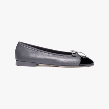 Chanel Flat shoes with printed lambskin and calf patent leather gray and black Ballet  Shoes