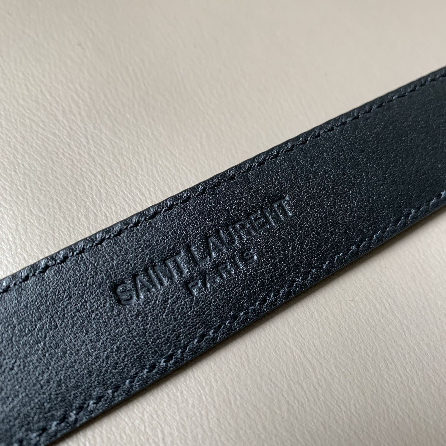 Saint Laurent Paved Buckle Belt In Black Calfskin With Gold/Silver Hardware 25mm - 图片 7