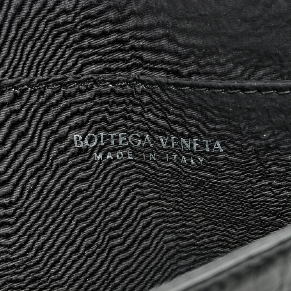 Bottega Veneta Small Intreccio Cassette Belt Bag Black Paper Calfskin Leather - 图片 2