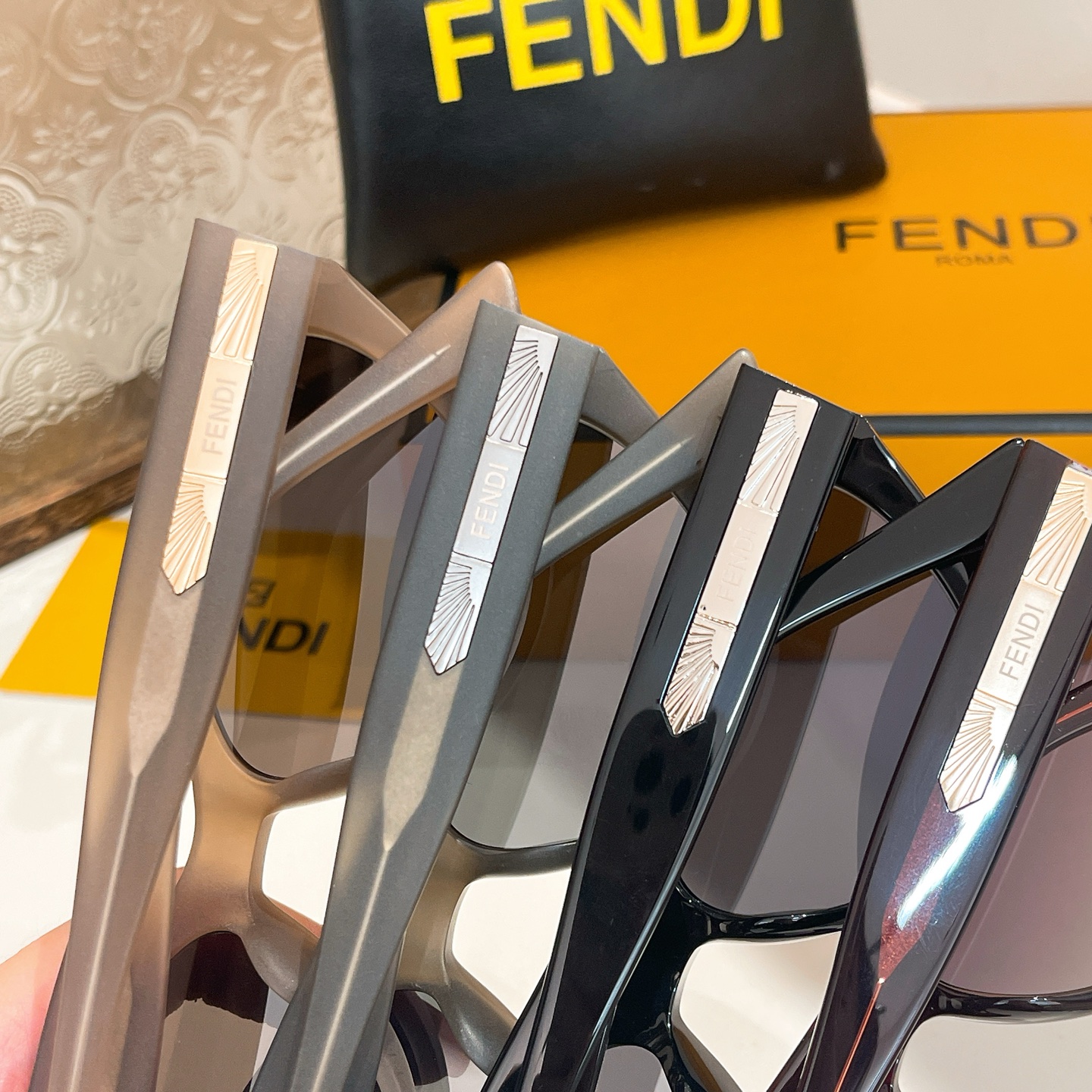 Fendi Cat Eye glasses nude/grey/burgundy/black color Size 54口18-148 - 图片 7