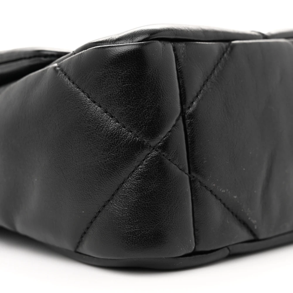 Chanel 19 Medium Flap Bag – Quilted Lambskin Silver Hardware - 图片 4