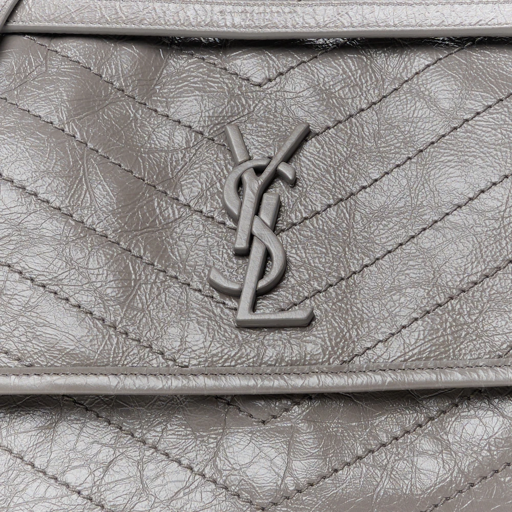 Saint Laurent Medium Niki Chain Satchel Fog Crinkled Monogram Calfskin Matelasse Leather Ruthenium Hardware - 图片 8