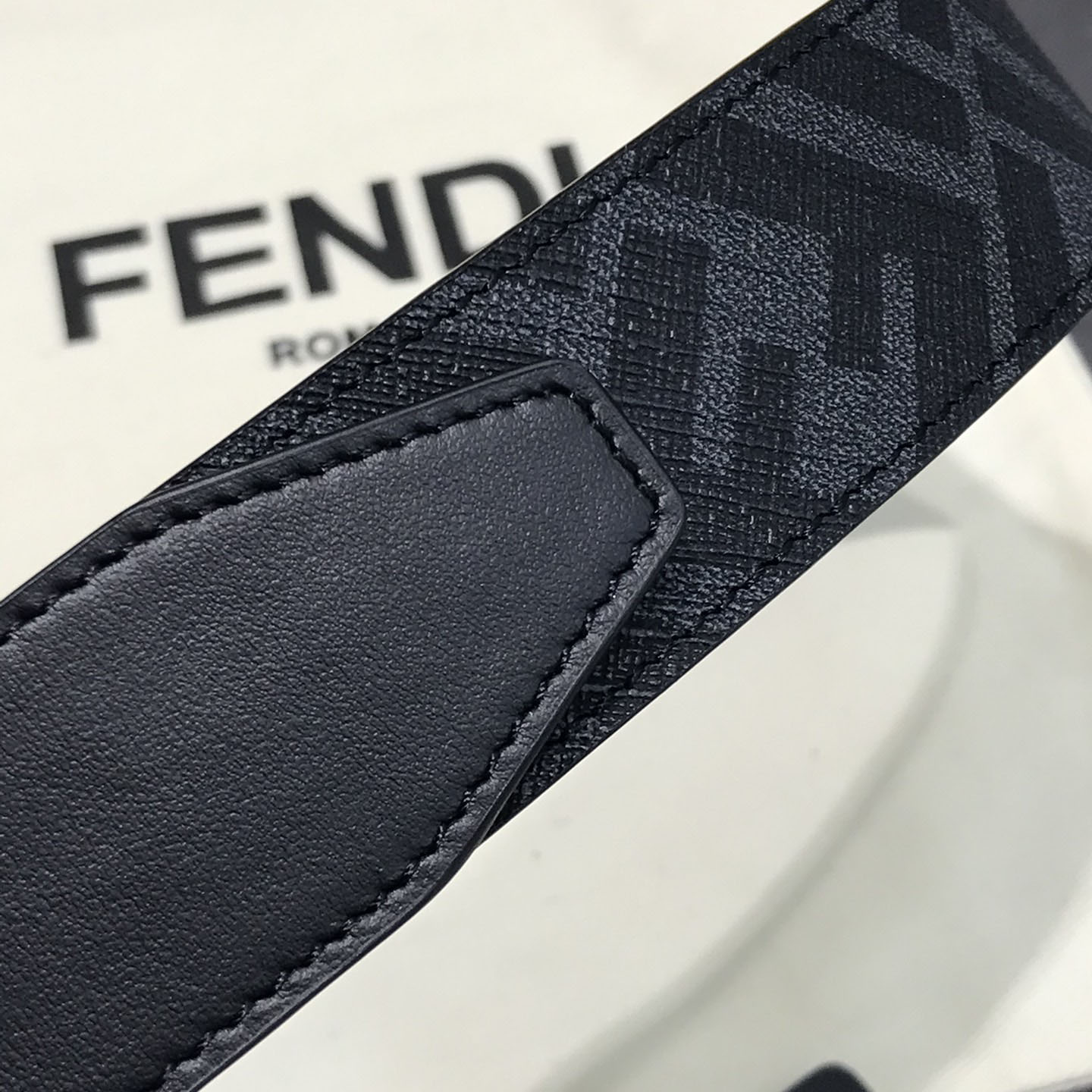 Fendi Men's FF Monster Eyes Belt In Brown/Black Saffiano Leather With Gold/Silver Hardware 35mm - 图片 4