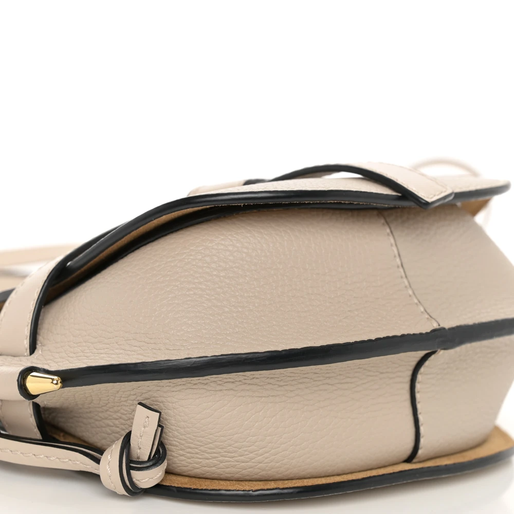 Loewe Gate Crossbody Bag Mini Light Oat Grained Calfskin Leather - 图片 4
