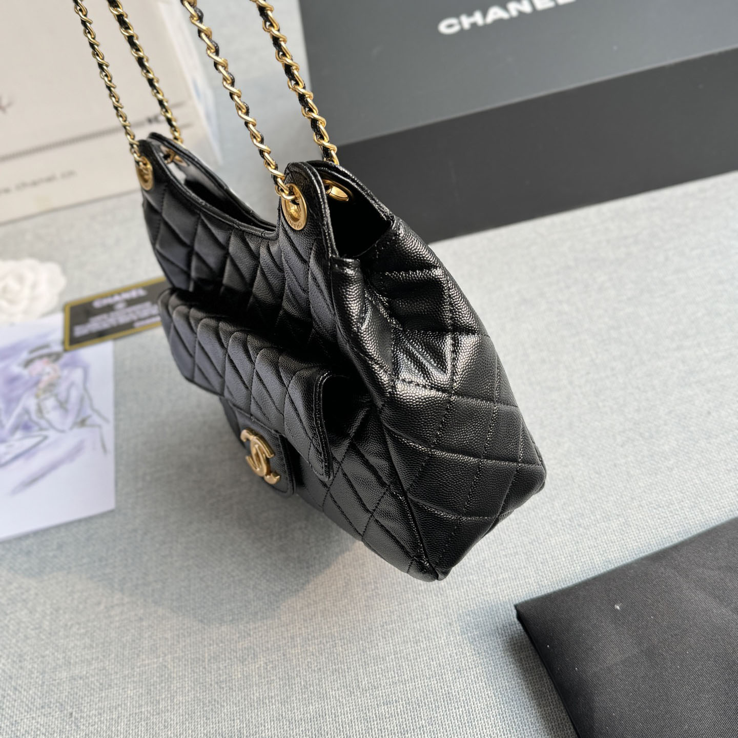 Chanel Black / White Quilted Caviar Leather / Quilted Lambskin Leather Crossbody Bags - 图片 4