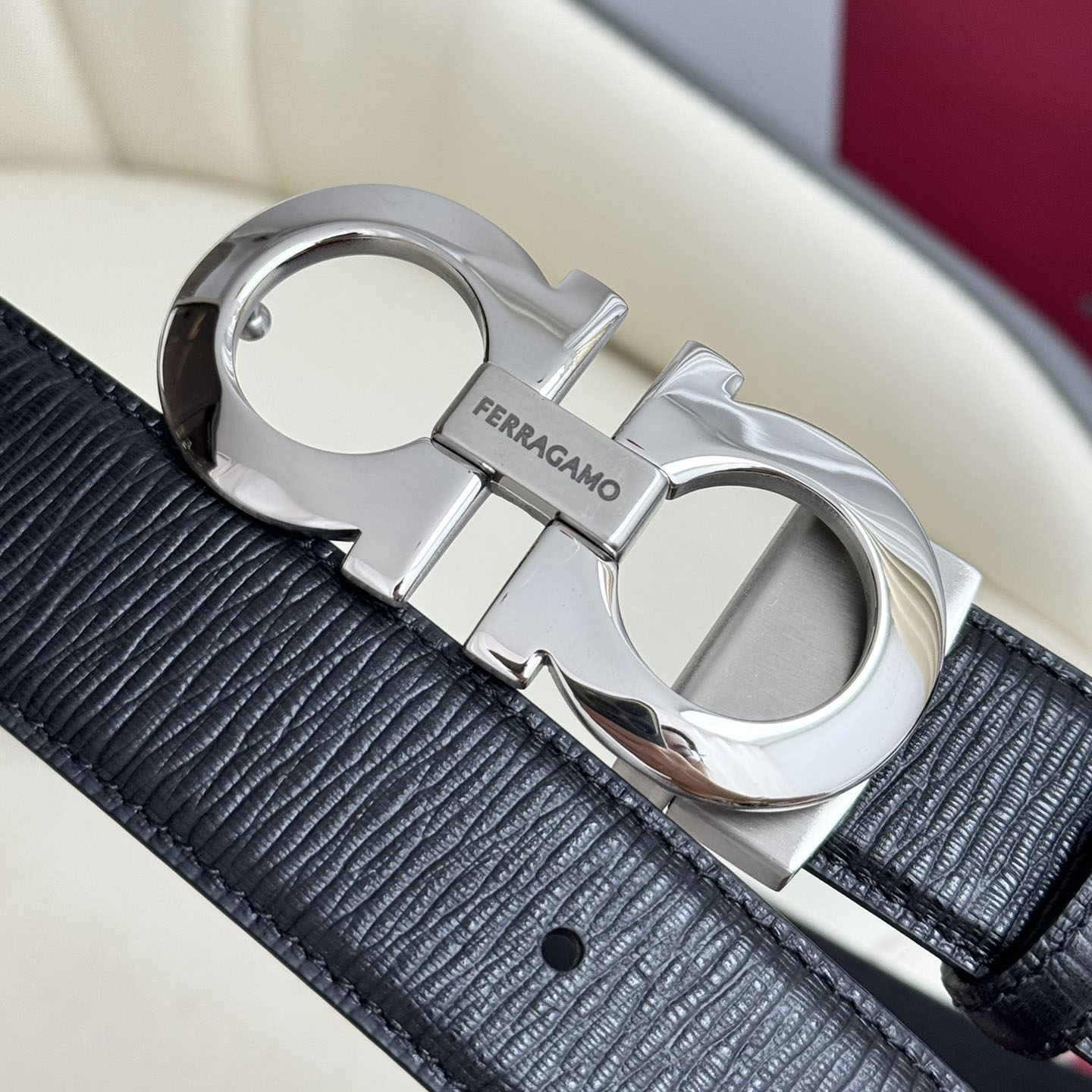 Ferragamo Men's Double Gancini Buckle Reversible Belt In Black Calfskin With Gold/Silver/Black Hardware 35mm - 图片 2