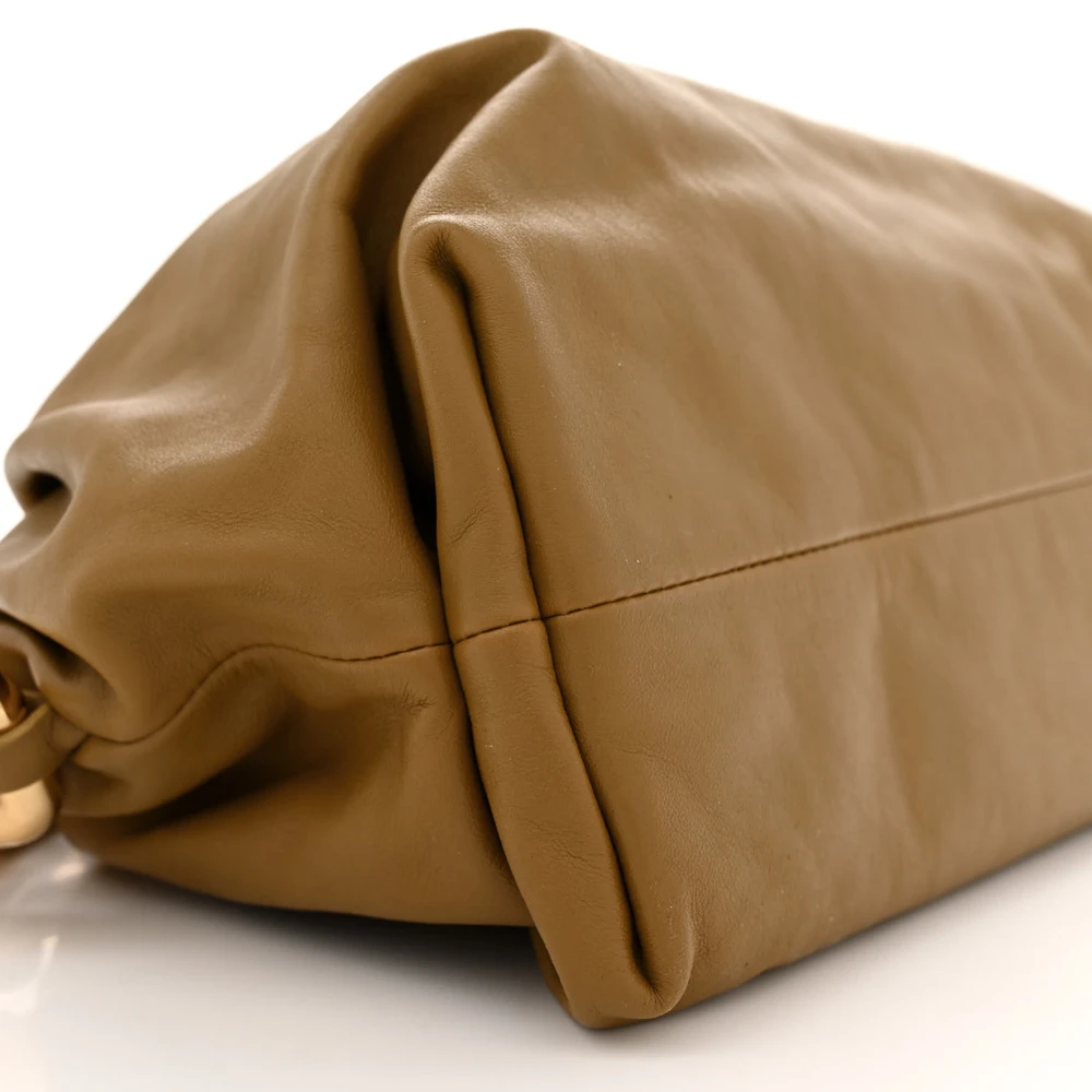 Bottega Veneta Medium Intrecciato The Pouch Chain Bag Cammello Calfskin Leather Gold Hardware - 图片 4