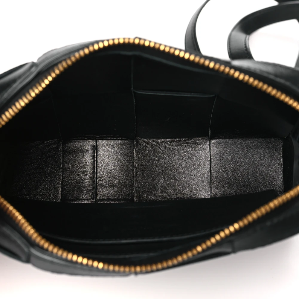 Bottega Veneta Mini Intreccio Cassette Phone Pouch Crossbody Bag Black Lambskin Leather - 图片 7