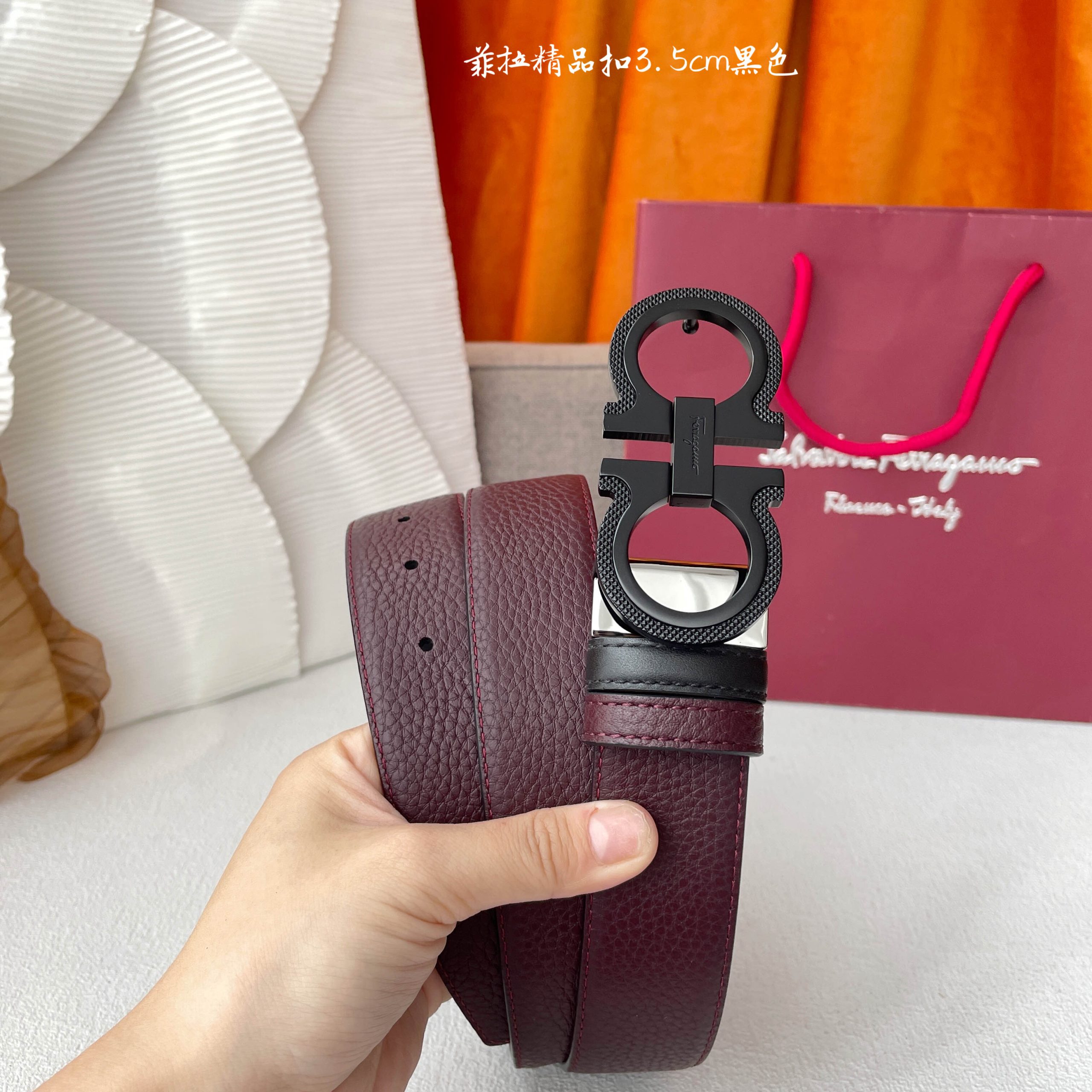 Ferragamo Men's Double Gancini Buckle Reversible Belt In Blue/Black/Burgundy Grained Calfskin With Gold/Silver/Black Hardware 35mm - 图片 5