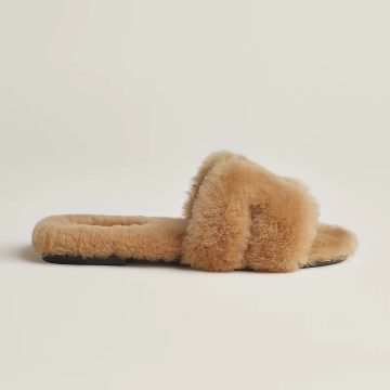 HERMES Oran plush Brown Slippers