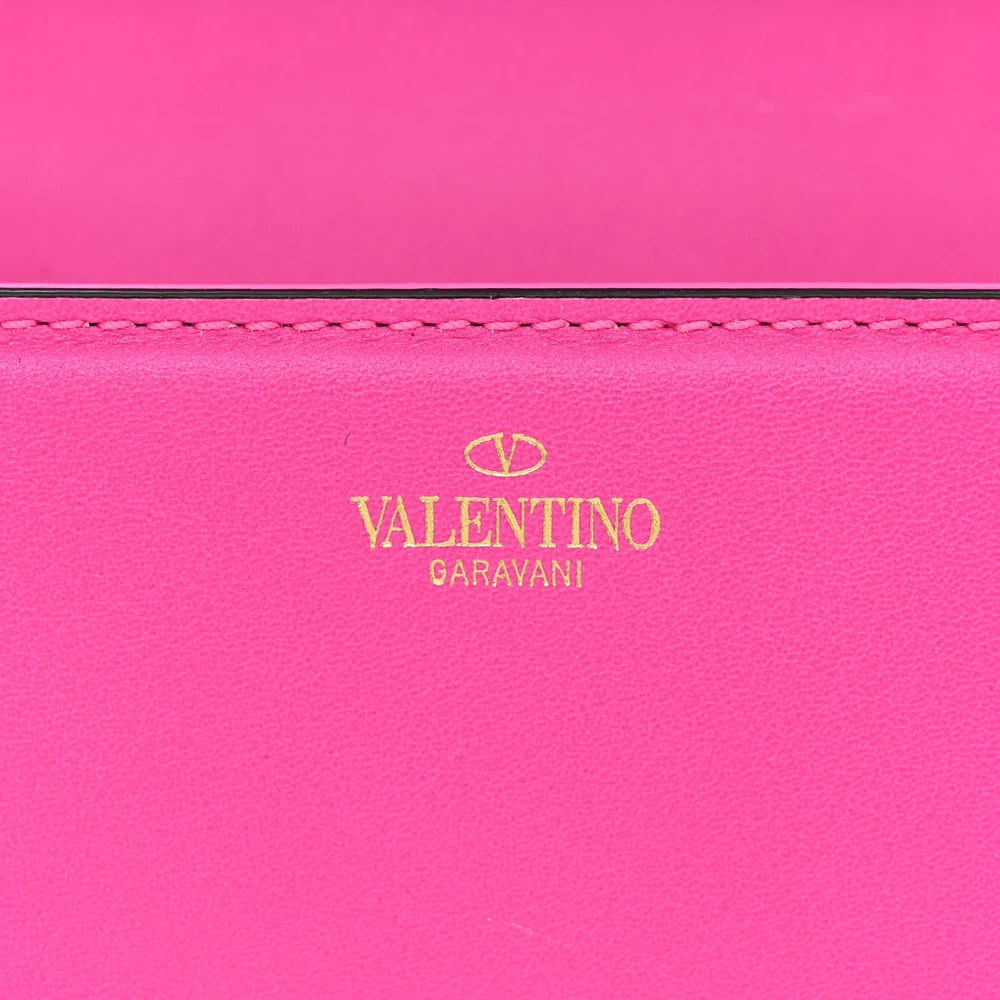 Valentino Garavani Small VLogo Loco Shoulder Bag Pink PP Calfskin Leather Gold Hardware - 图片 2