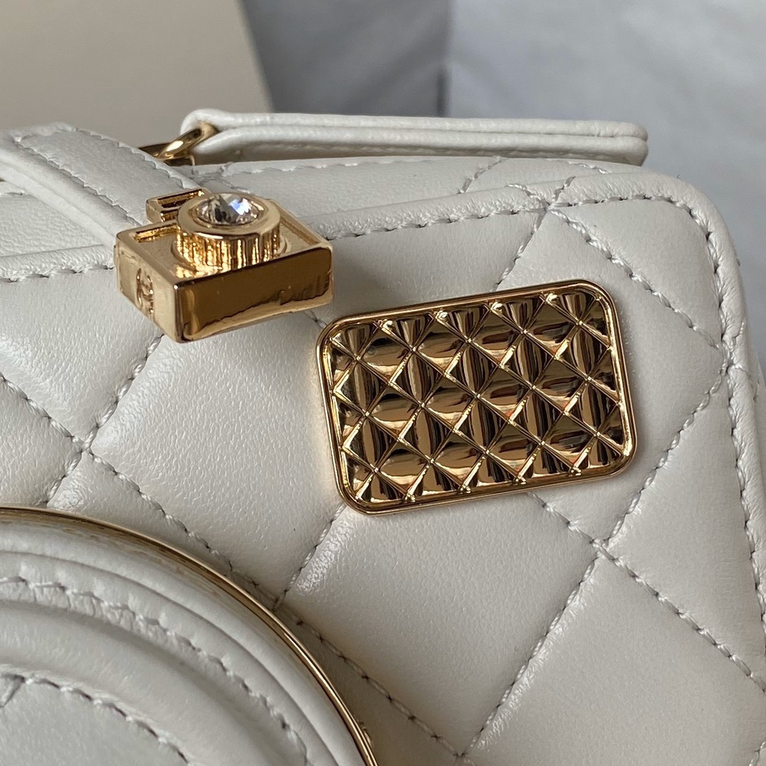 Chanel Camera bag white/black/red/milk tea color Crossbody Bags - 图片 5