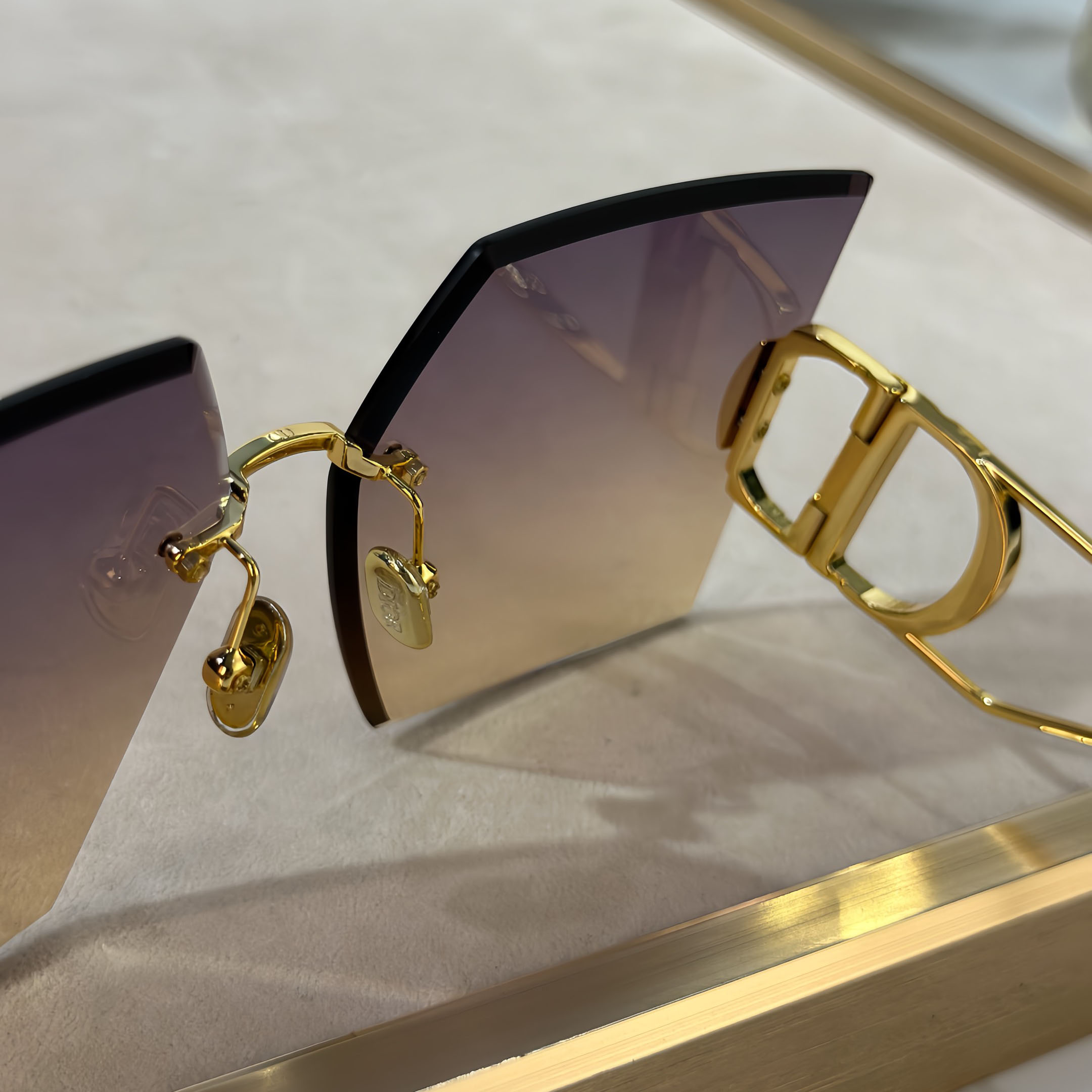 DIOR 30 MONTAIGNE square frame glasses gradient color of purple to gold/gold/grey/black gold/blue color Size 64口14-135 - 图片 2