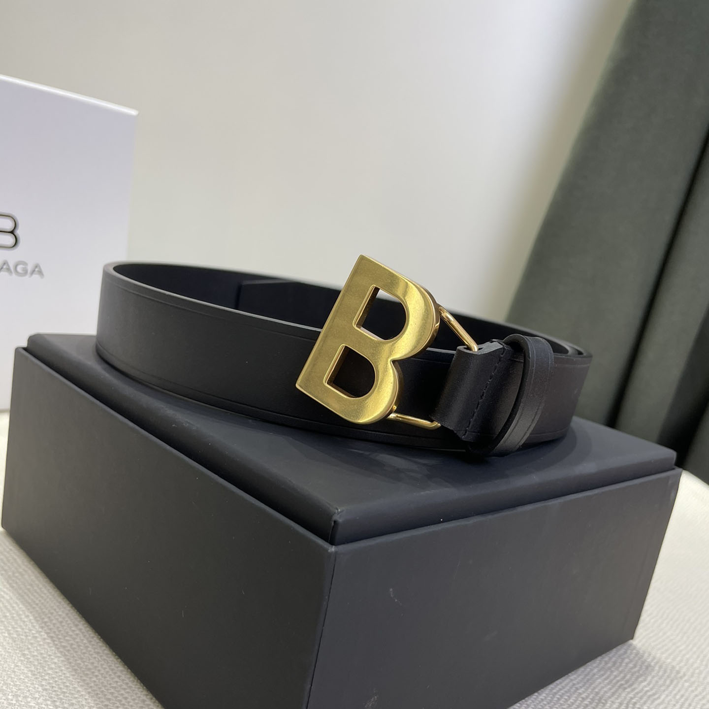 Balenciaga Women's Single B Buckle Belt In Pink/Pale Pink/Black Smooth Calfskin With Gold/Silver Hardware 30mm - 图片 7