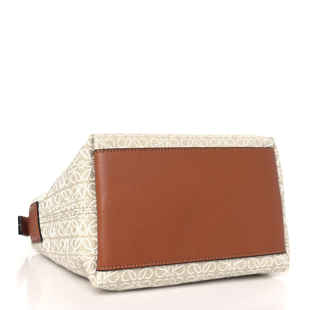 Loewe Cubi Bag Small Ecru Tan Jacquard Anagram Calfskin Leather - 图片 6