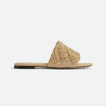 Bottega Veneta Lido Flat Sandal In Cane Sugar Intrecciato Raffia Flat Sandals